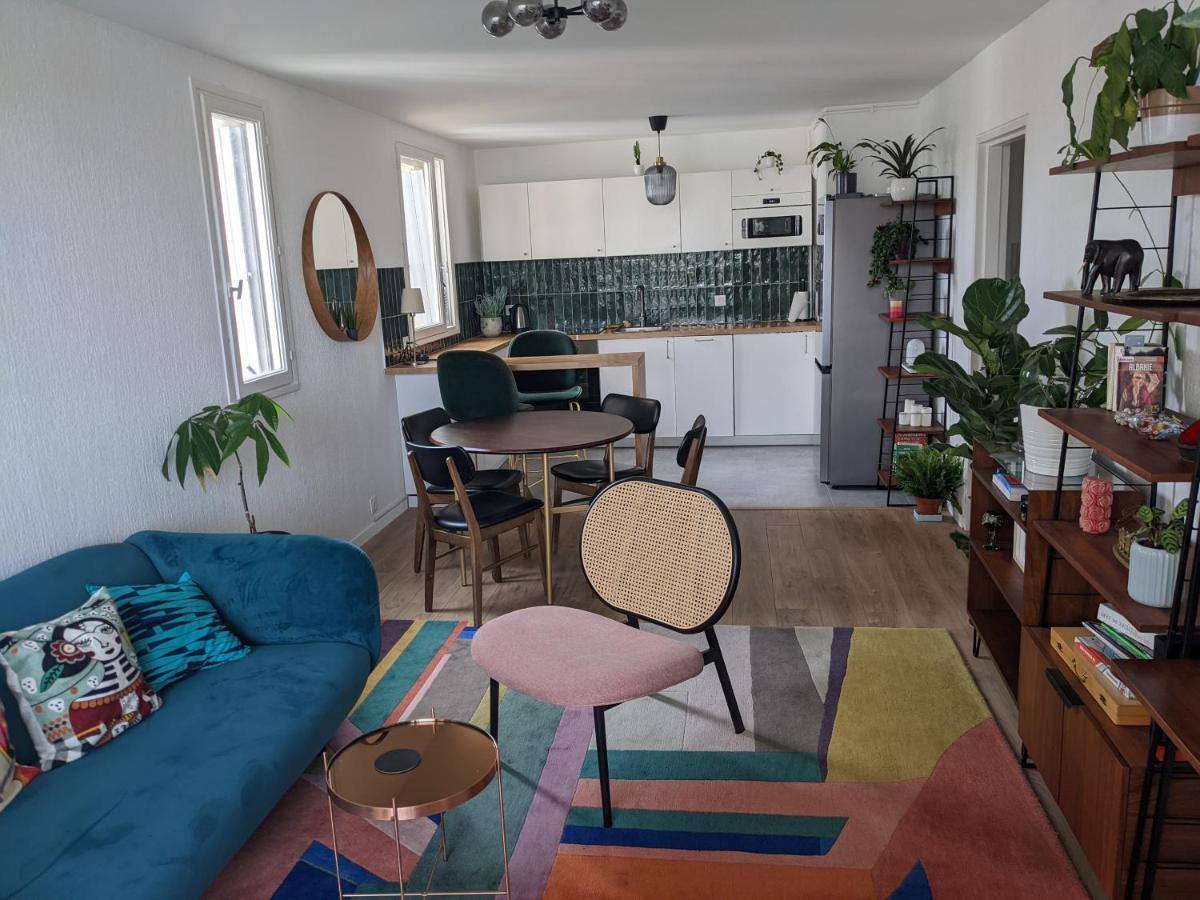 Apartment 3 Pieces Avec Parking Couvert Gratuit.